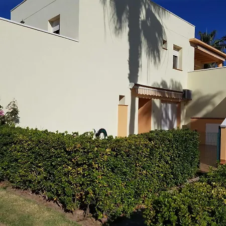 Bahia De Fiona Apartment
